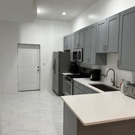 شيكاغو Adorable 2 Bedroom Apartment With Free Street Parking المظهر الخارجي الصورة